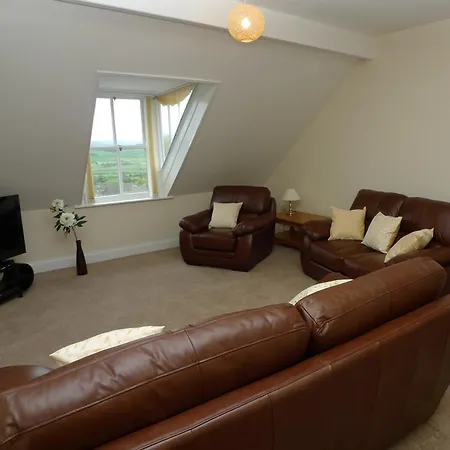 Holiday home Dale View Lochiel House *