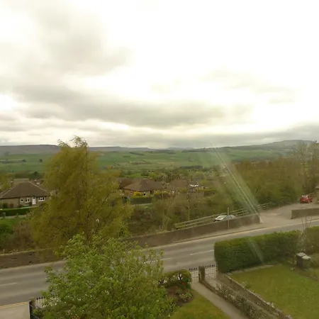 Dale View Lochiel House Leyburn